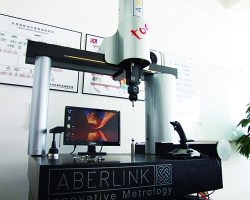 Three Coordinate Measuring Machine