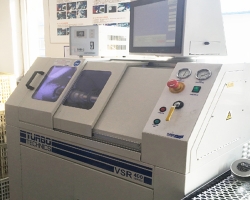 VSR410 British high-speed rotor dynamic balancing machine