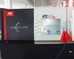 HTC1635 8-tool CNC machine